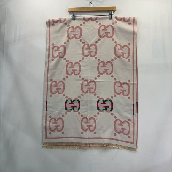 Gucci <AUTHENTIC>Gucci Scarf - Picture 3 of 5